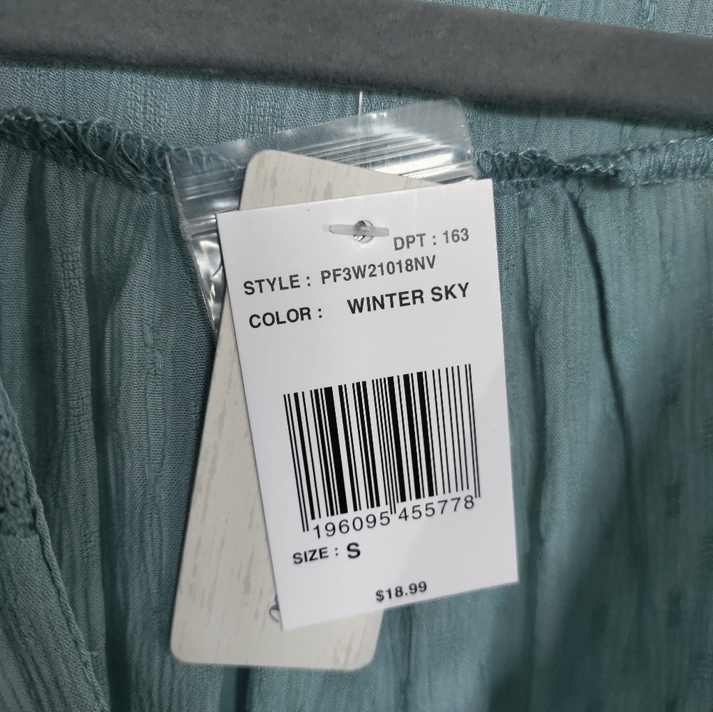 Small blouse - Picture 3 of 5